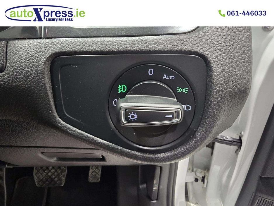 2018 Volkswagen Golf - image 16