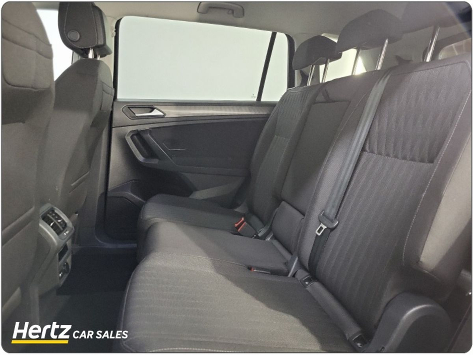 2024 Volkswagen Tiguan - image 13