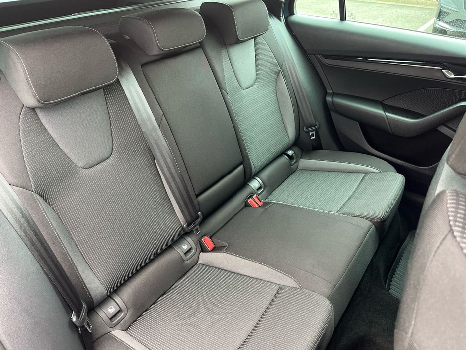 2023 Skoda Octavia COMBI AMBITION 1.0TSI 110HP DSG €26,995