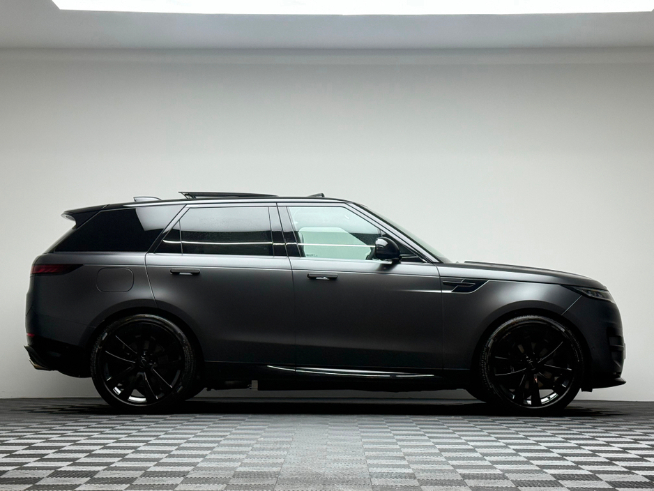 2026 Land Rover Range Rover Sport - image 8