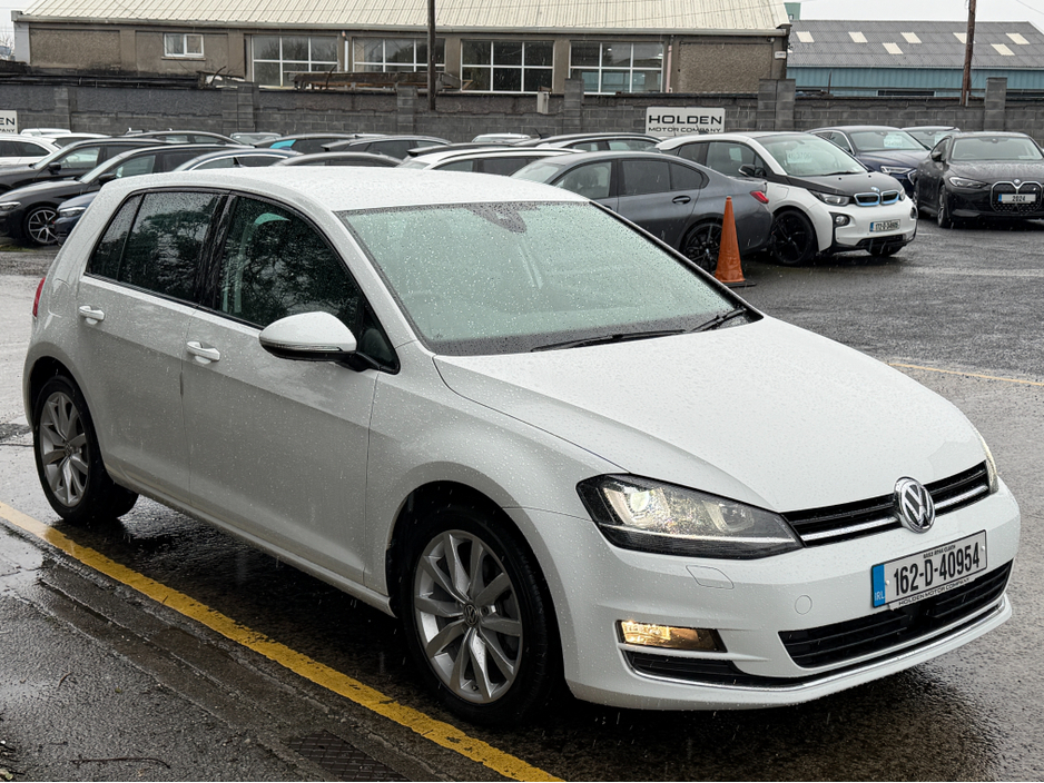2016 Volkswagen Golf - image 6