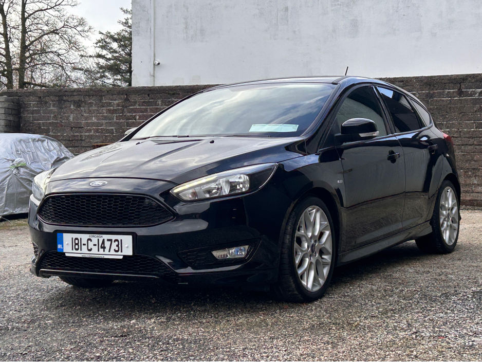 2018 Ford Focus - image 8