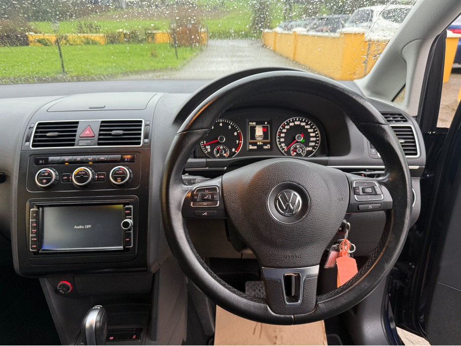 2015 Volkswagen Touran 1.4TSI HIGHLINE AUTOMATIC DBA-1TCTH €14,950