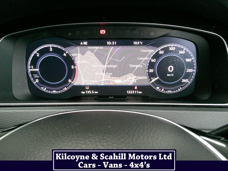 2017 Volkswagen Golf - image 26