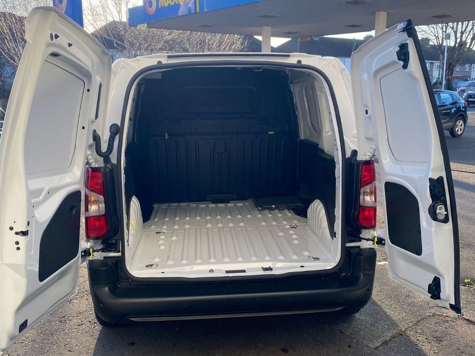 2025 Fiat Doblo SWB 1.5 100HP 650KG 4DR €21,495