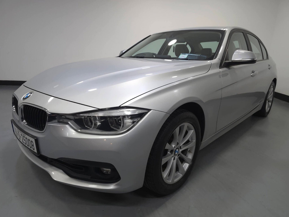 2018 BMW 3 Series - image 9
