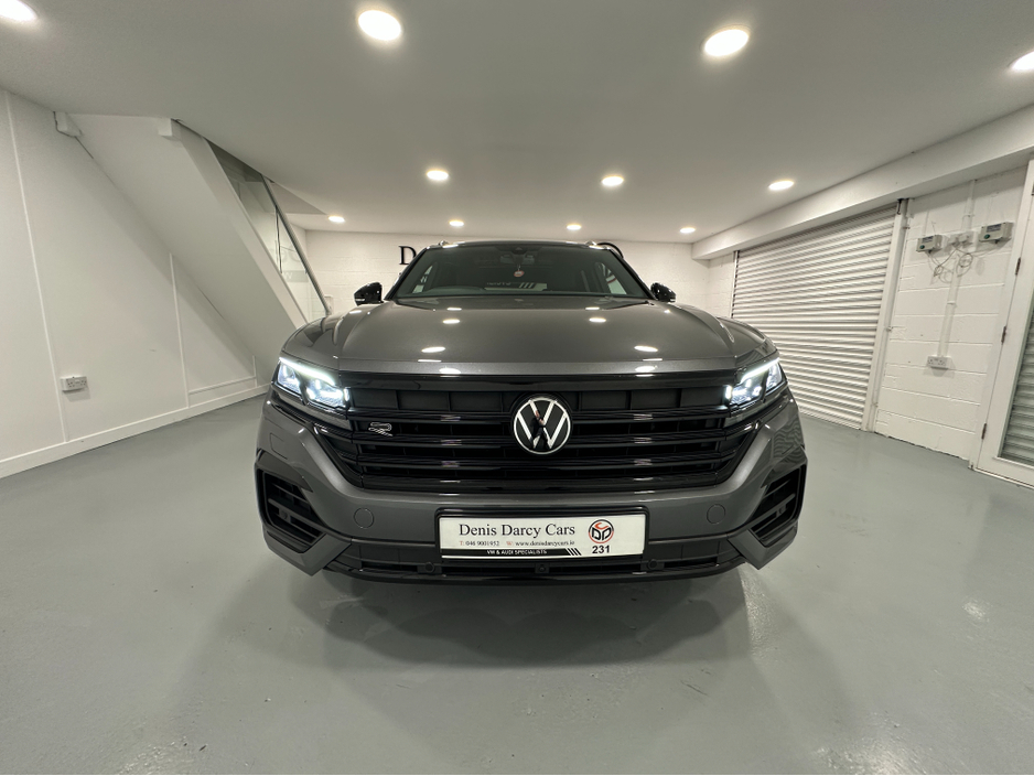 2023 Volkswagen Touareg V6 BLACK EDITION 3.0 TDI AUTO VW/AUDI SPECIALISTS WWW.DENISDARCYCARS.IE €84,950