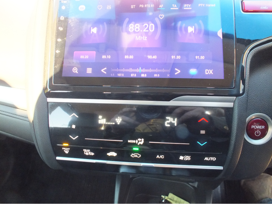 2016 Honda Fit 1.5 HyBrid €10,950