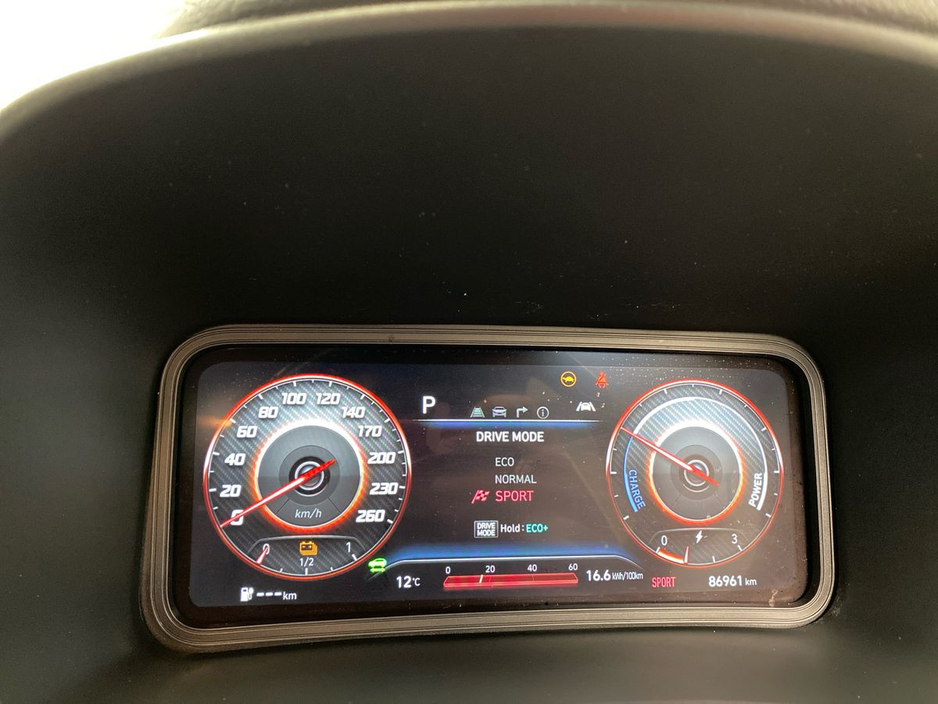 2023 Hyundai Kona - image 20