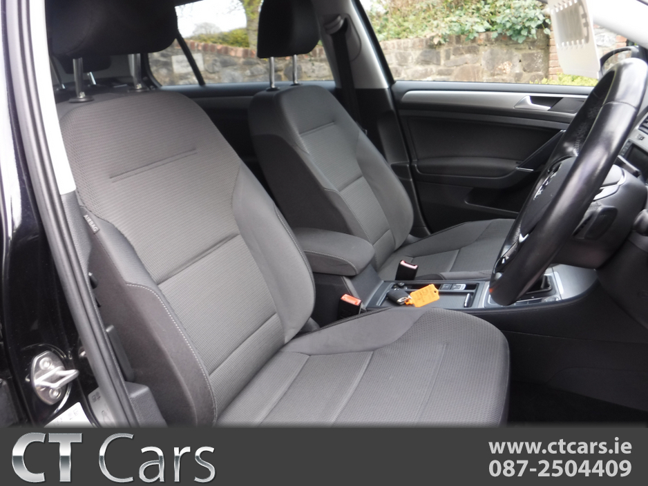 2016 Volkswagen Golf - image 7