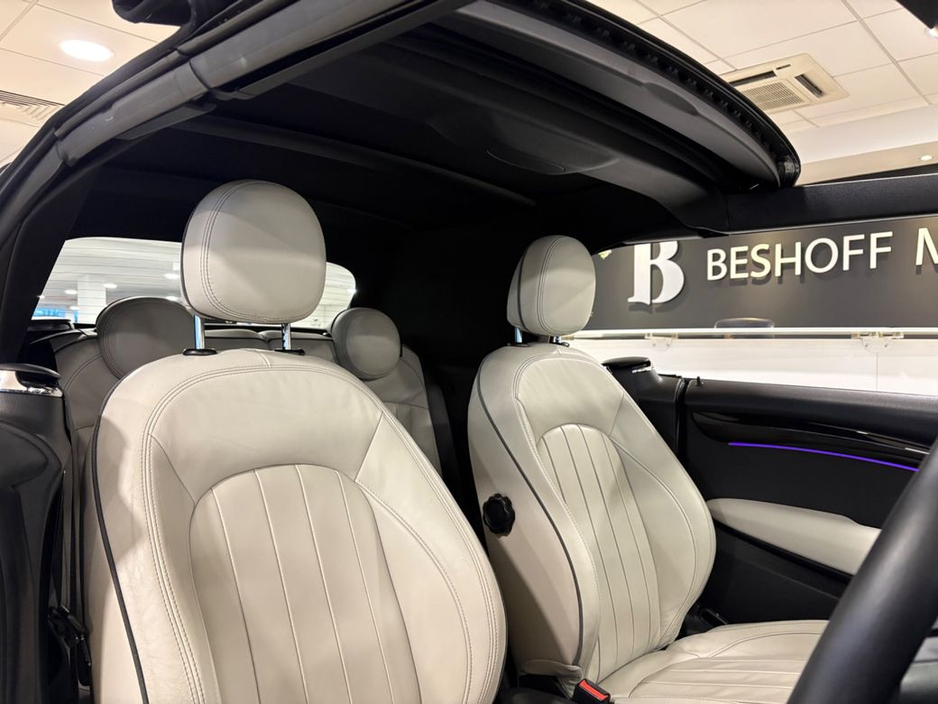 2017 MINI Convertible 1.5 COOPER AUTO=LOW MILES//HUGE SPEC=LEATHER INTERIOR//FULL SERVICE HISTORY=171 D REG=ONLY €270 ANNUAL ROAD TAX//TAILORED FINANCE PACKAGES AVAILABLE=T €17,995