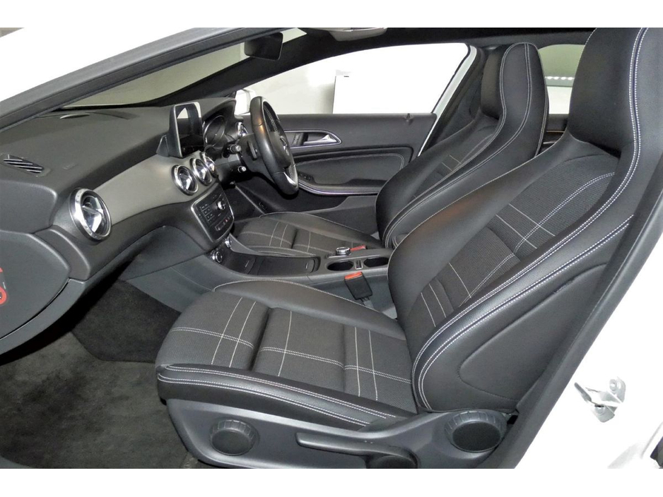 2016 Mercedes-Benz GLA Class GLA 180 *POWERED TAILGATE*HALF LEATHER*REVERSE CAM*PARK SENSORS* €18,690