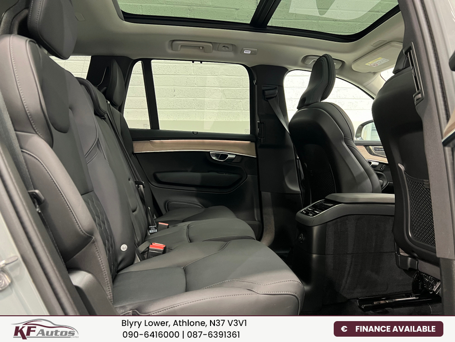 2025 Volvo XC90 - image 19