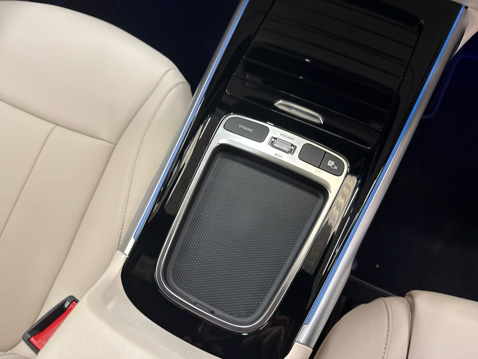 2025 Mercedes-Benz GLB - image 19