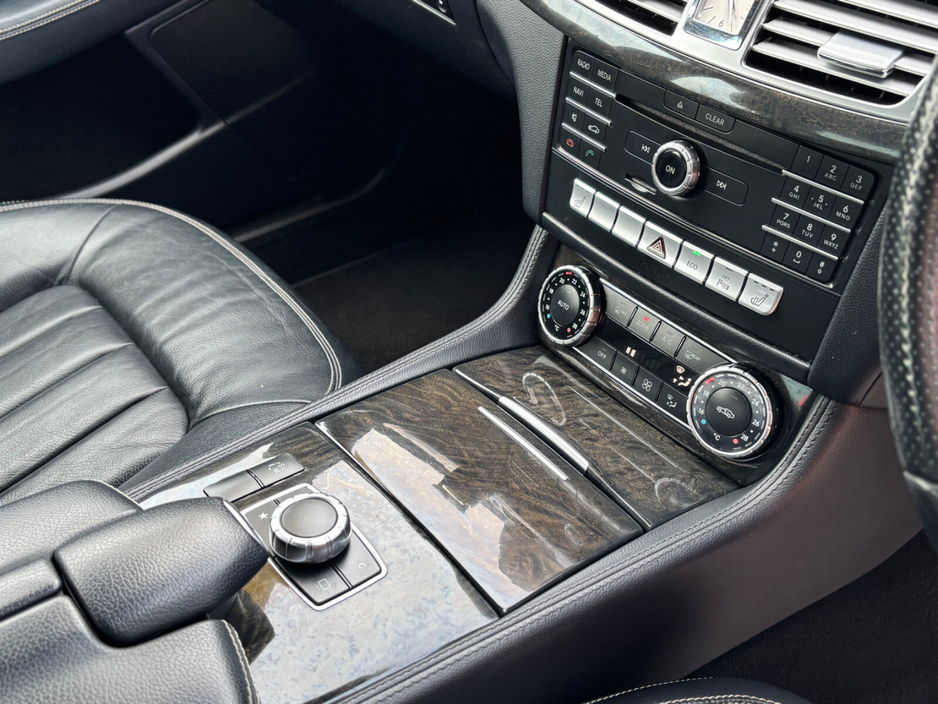 2015 Mercedes-Benz CLS Class - image 7