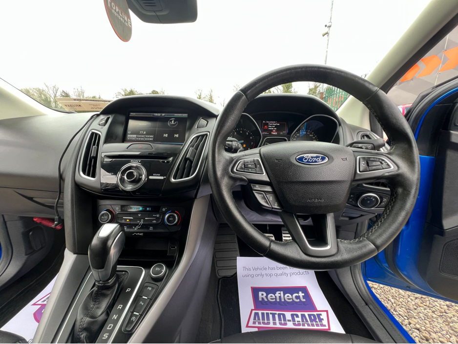 2015 Ford Focus - image 21