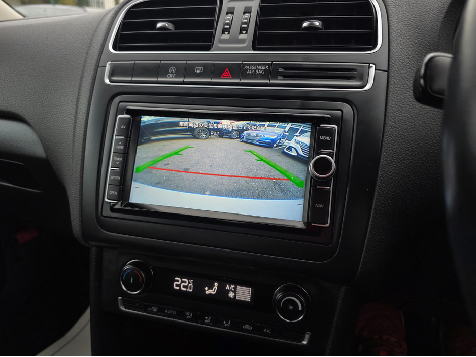 2016 Volkswagen Polo - image 16