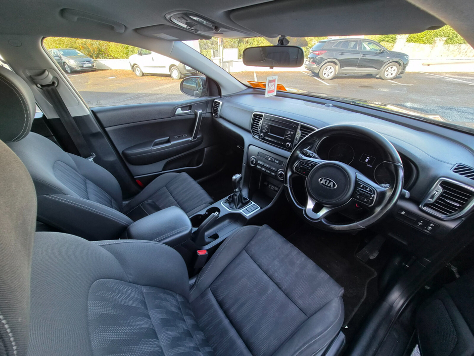 2016 Kia Sportage - image 7