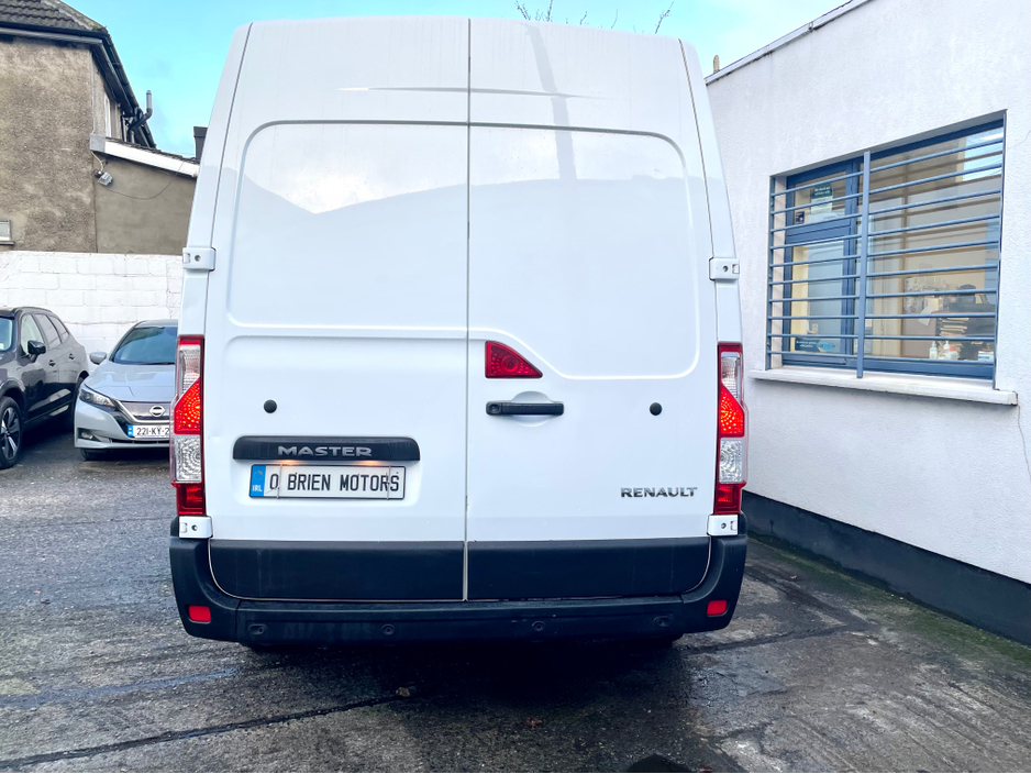 2023 Renault Master MM35 BUSINESS+ 2.3 BLUE DCI 135BHP MWB €18,000