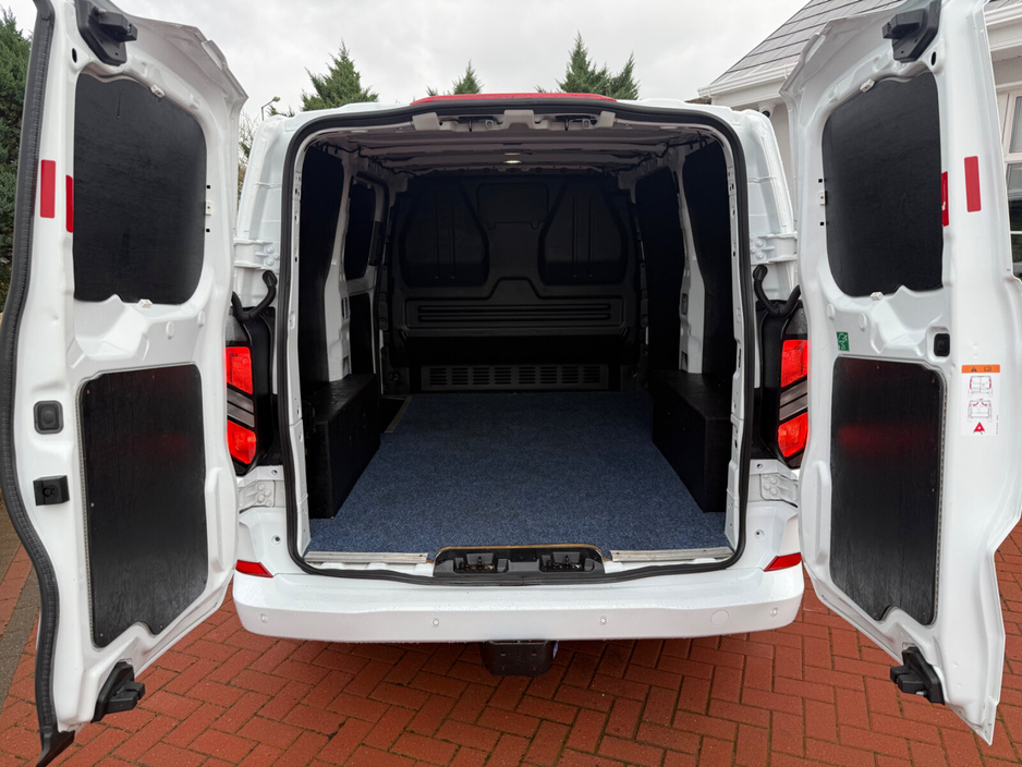 2024 Ford Transit Custom  €29,995