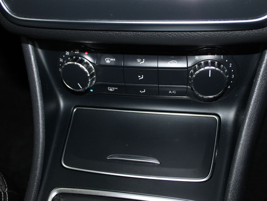 2018 Mercedes-Benz CLA Class 180 d D 4DR €19,999