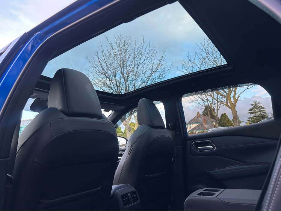 2022 Nissan Qashqai SVE-Premium Stunning Top Spec. Automatic - Pan-Roof + Leather & BOSE - Top Trade-Ins & Great Finance Deals - €29,950