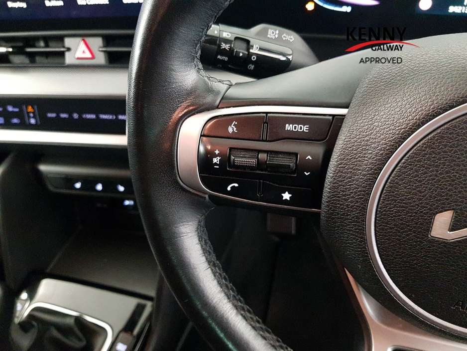 2022 Kia Sportage - image 15