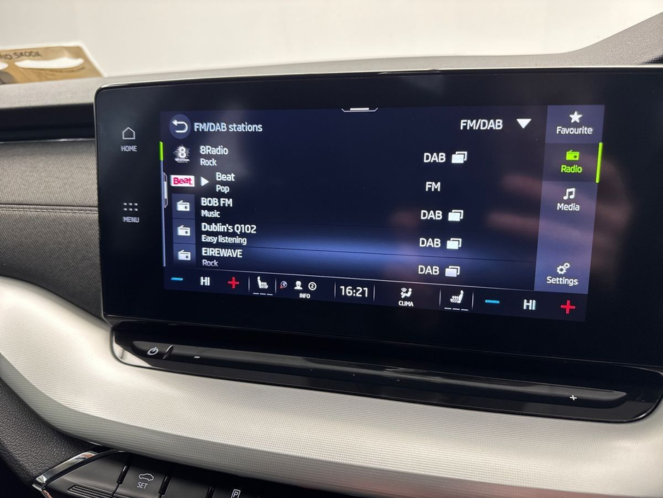 2023 Skoda Octavia - image 18