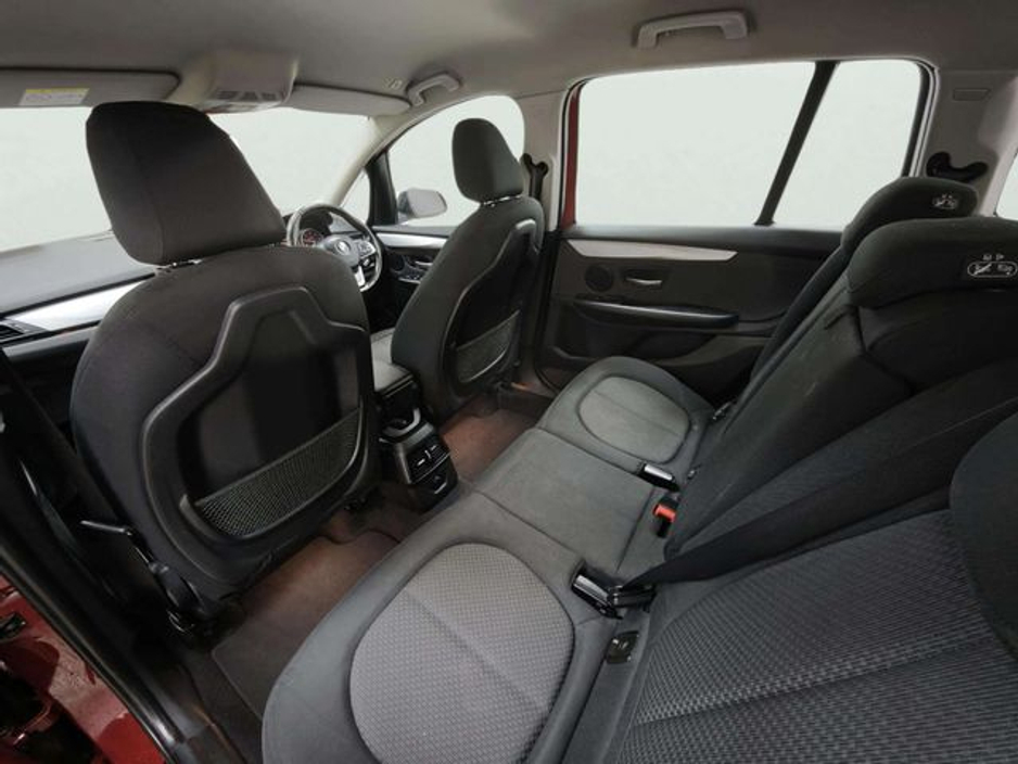 2016 BMW 2 Series Gran Tourer - image 6