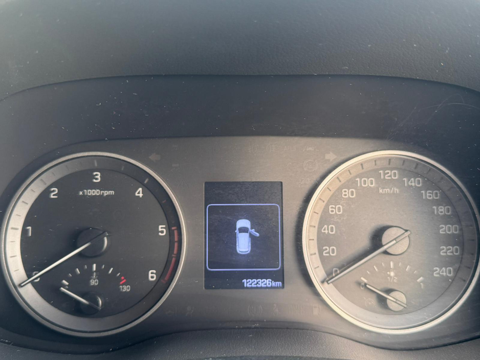 2017 Hyundai Tucson - image 26