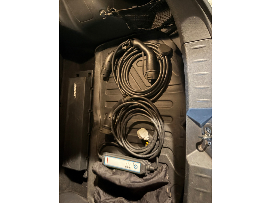 2020 Nissan Leaf - image 14