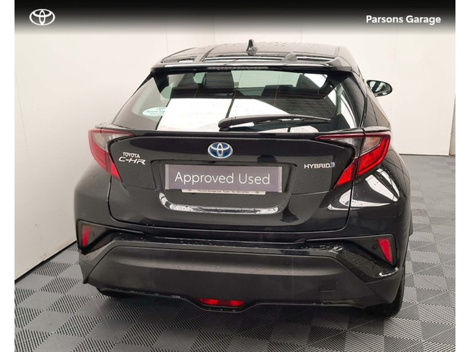 2023 Toyota C-HR HYBRID LUNA 4DR AUTO €27,995