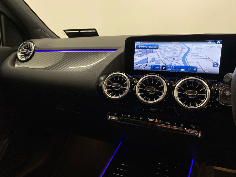 2024 Mercedes-Benz GLA Class - image 15