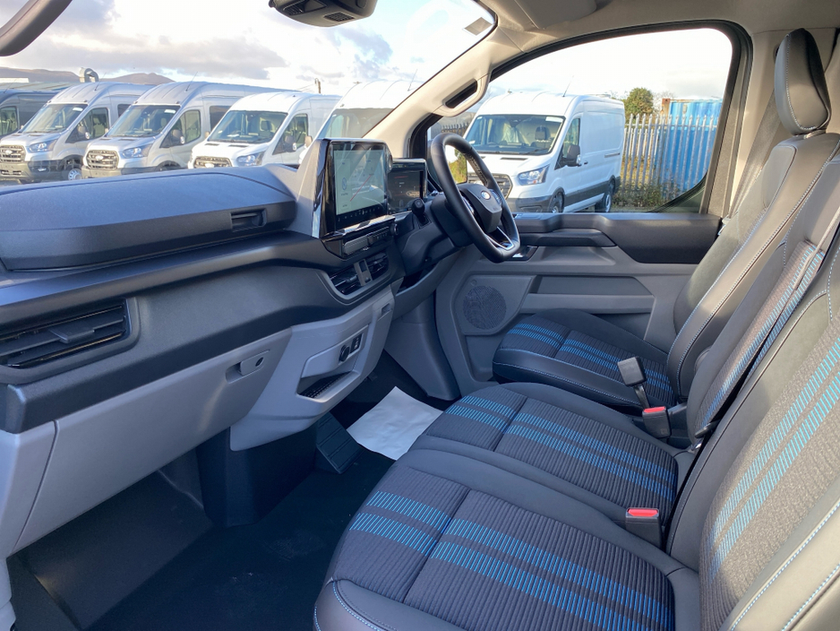 2025 Ford Transit Custom Sport 2.5 PHEV 232BHP SWB