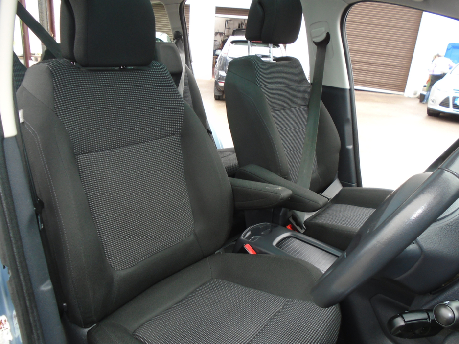 2016 Peugeot 5008 1.6 HDI BLUE ACTIVE 120BHP 5DR €9,999