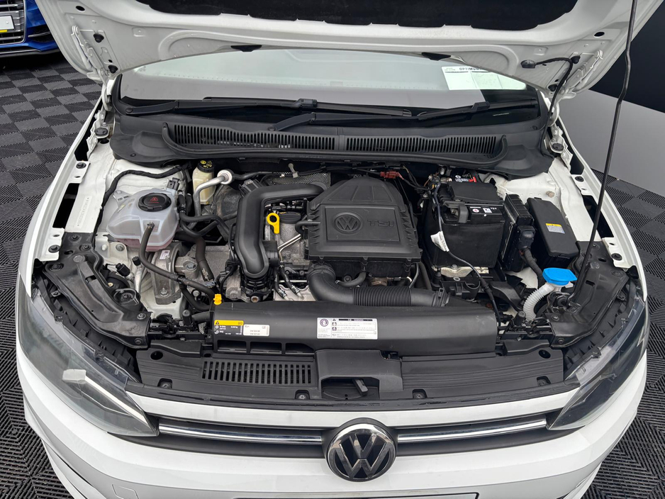 2019 Volkswagen Polo - image 8