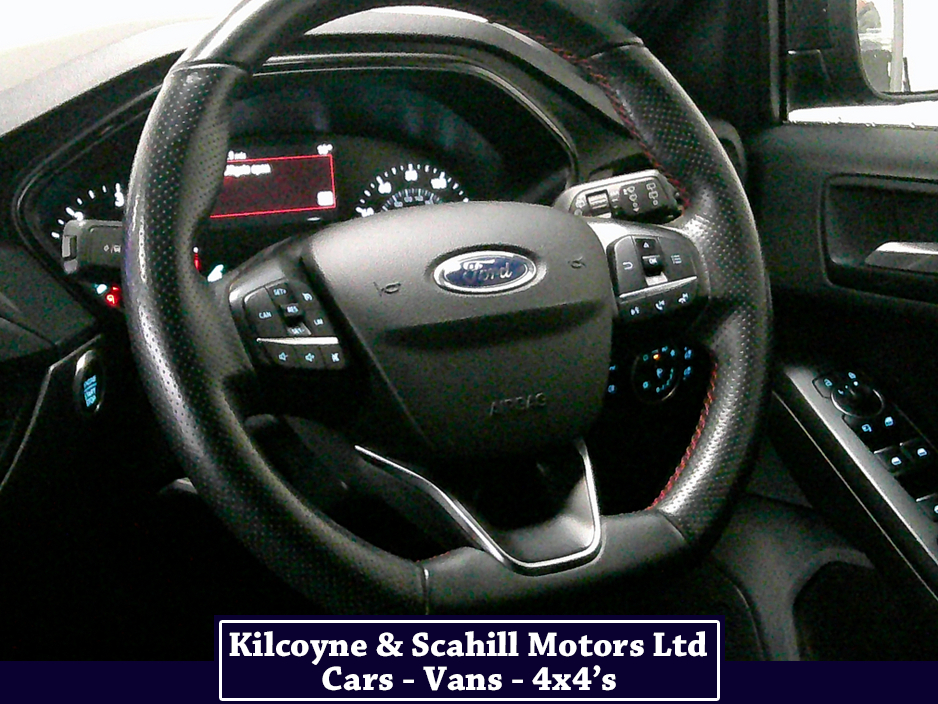 2021 Ford Focus ST-LINE TDCI