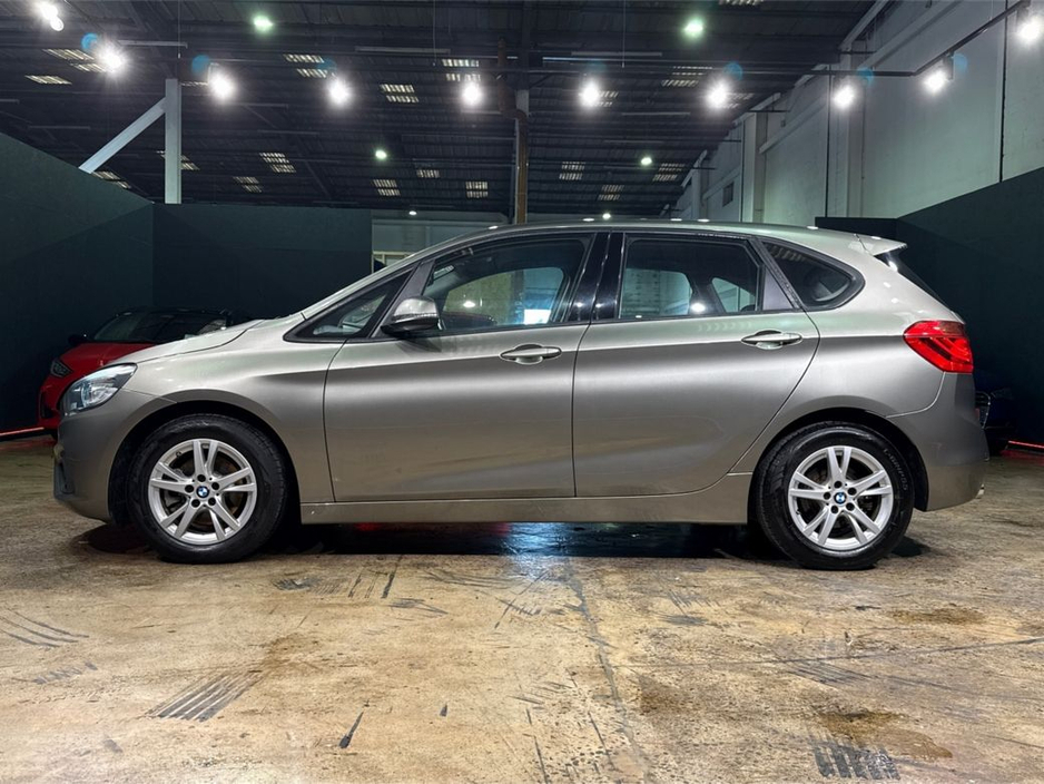 2017 BMW 2 Series - image 6