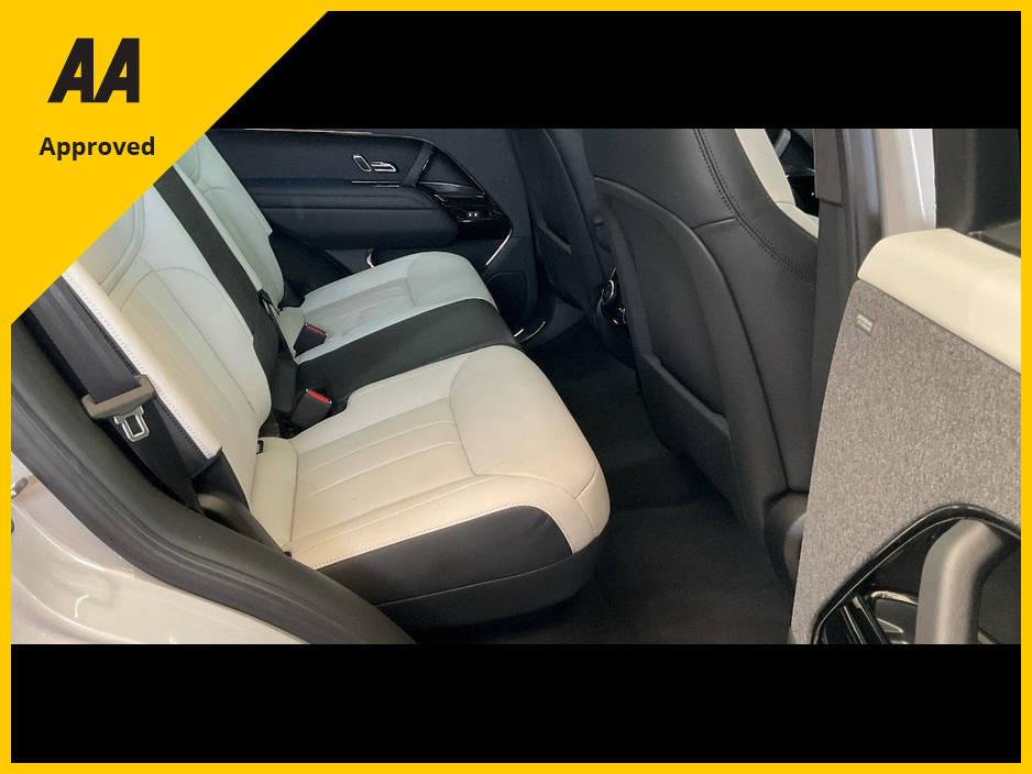 2025 Land Rover Range Rover Sport BORASCO GREY AUTOBIOGRAPHY 3.0 P460 ,VAT Q CAR VAT INVOICE AVAILABLE,MASSAGE SEATS,HEAD-UP DISPLAY,PANORAMIC SKY LOUNGE,360 CAMERAS 3D ,ADAPTIVE CRUIS CONTROL,VERY RARE AUTOBIOGRAPHY BOR OVER 200k NEW €138,430