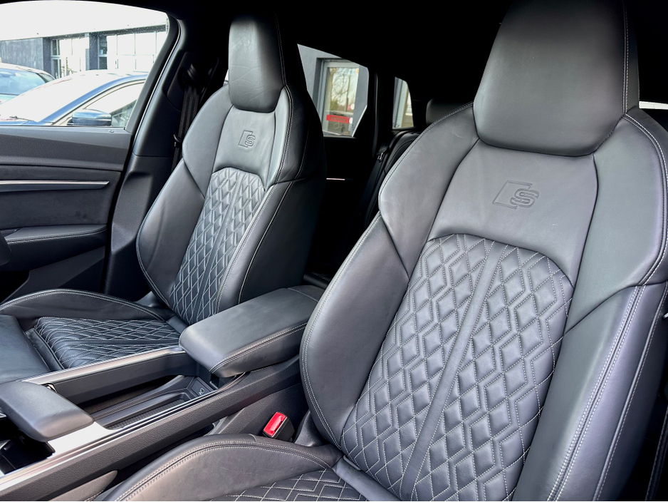 2022 Audi e-tron 55 300KW Q S LINE A €34,950