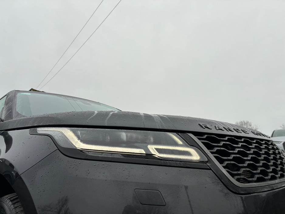 2018 Land Rover Range Rover Velar - image 22