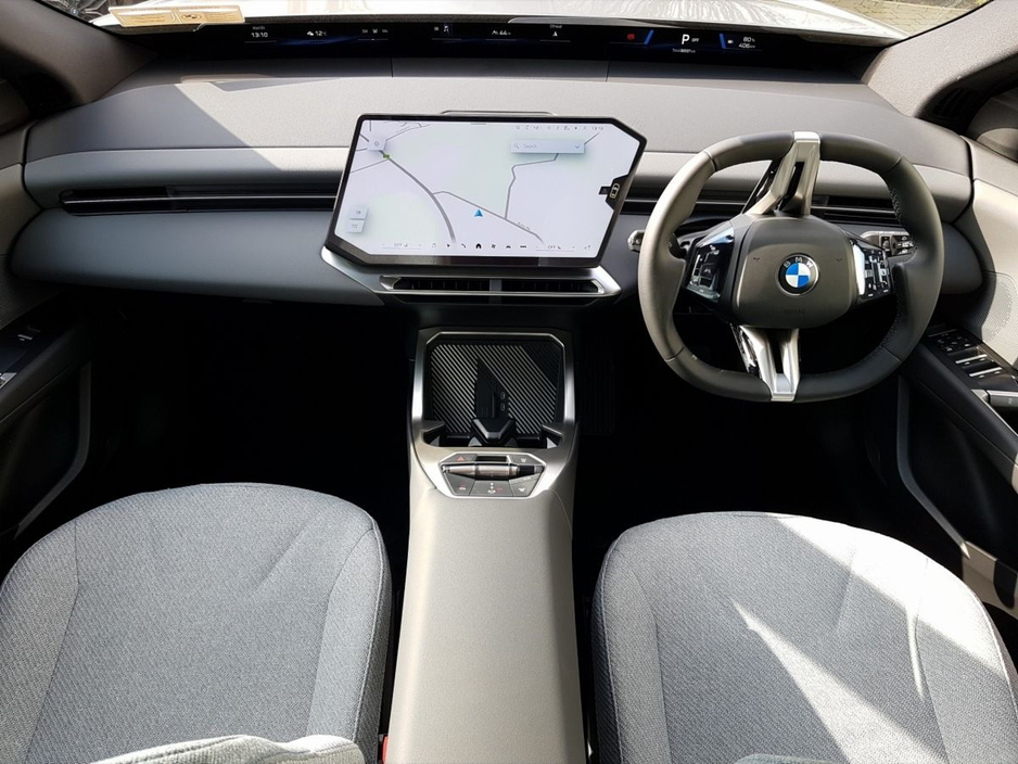 2026 BMW iX3 - image 4