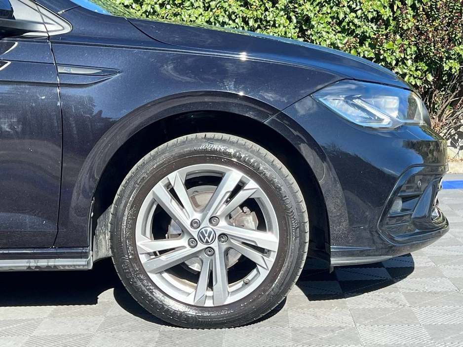 2023 Volkswagen Polo - image 7