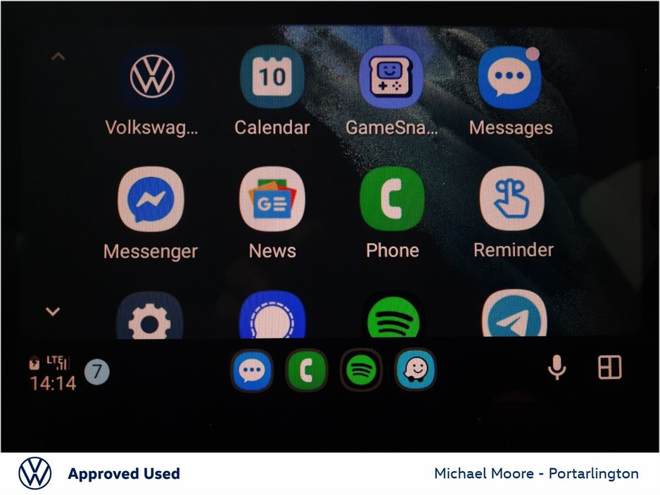 2025 Volkswagen T-Roc - image 23