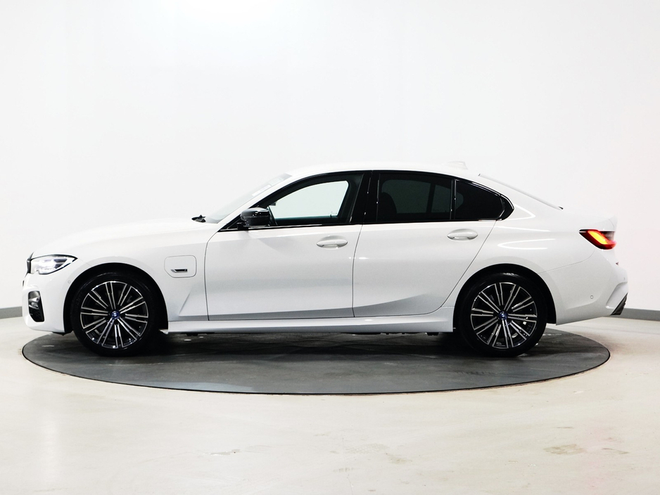 2022 BMW 3 Series *65* M SPORT AUTO €33,900
