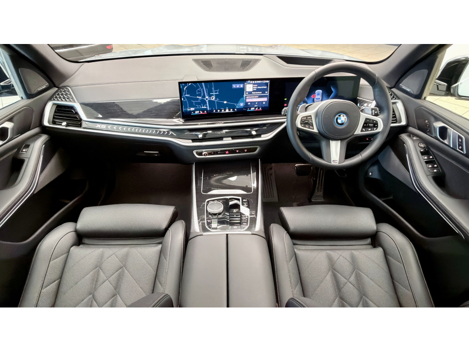 2025 BMW X5 - image 14
