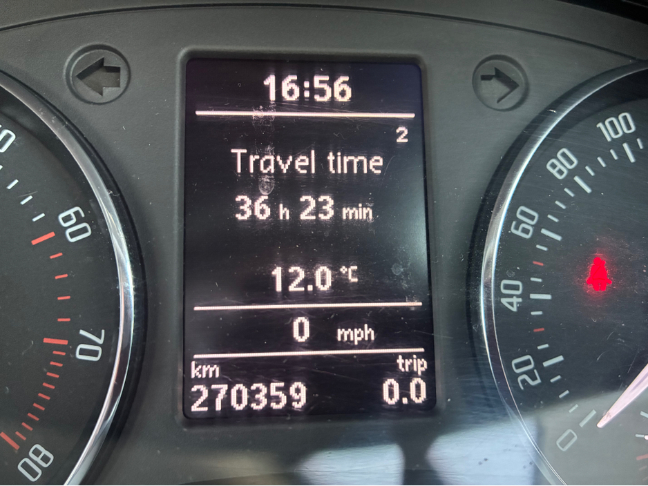 2011 Skoda Fabia - image 14