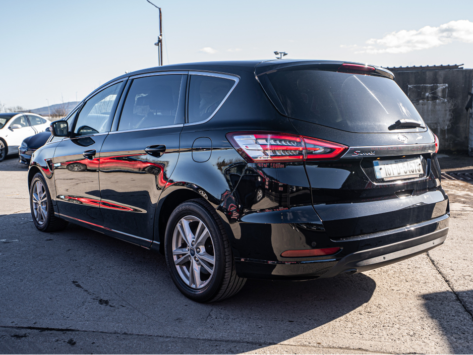 2016 Ford S-Max - image 12