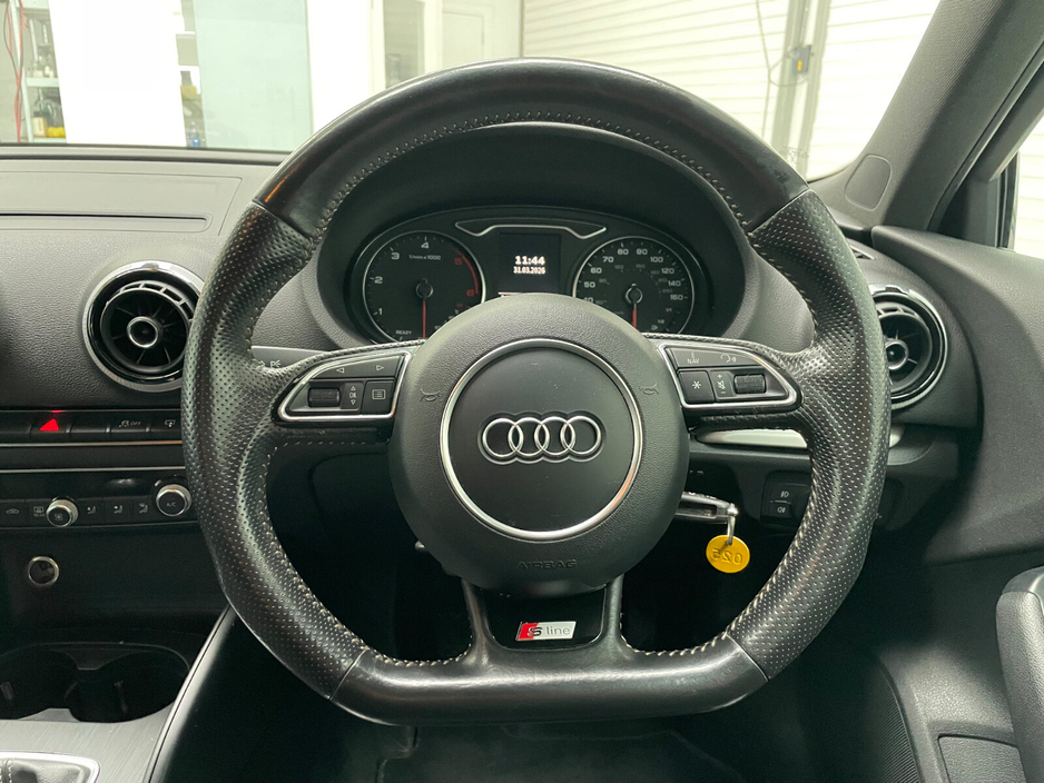 2016 Audi A3 - image 21