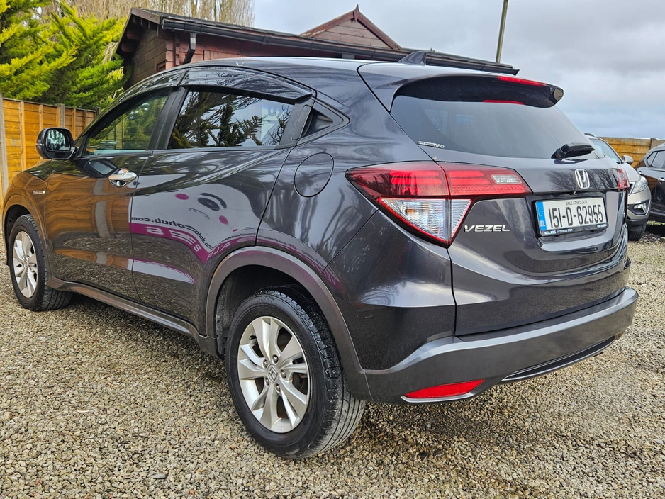 2015 Honda Vezel - image 10